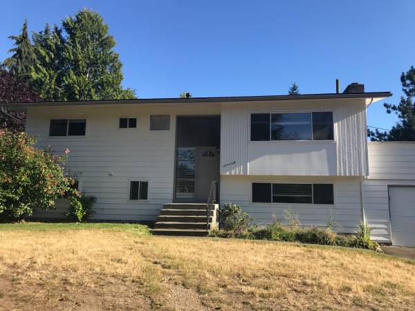 $825 / 7br - 92ft2 - Nice clean room available near Northgate area (Northgate)63884887588739120