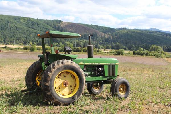 John Deere 2840 Diesel Tractor, w/ Video! 1