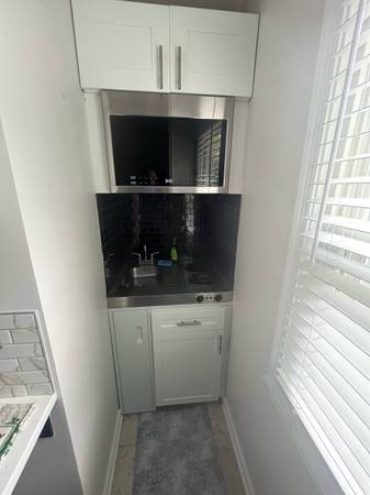 $1,300 / 1br - 500ft2 - 1 BEDROOM 1 BATHROOM UTILITIES PARKING WIFI INCLUDED (LAUREL)64040362442754120
