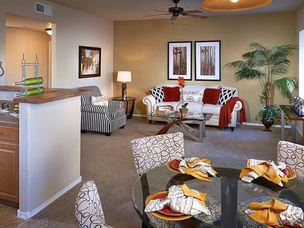 $1,330 / 1br - 754ft2 - Gourmet Kitchens, Contemporary New Light Fixtures, Ceiling Fans (Avondale)64024992930435124