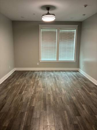 $1,050 / 1br - Hermosos apartamentos cerca de la playa C2 (Biloxi)63762030009601123