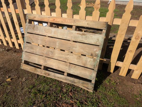 Pallet (free) 1