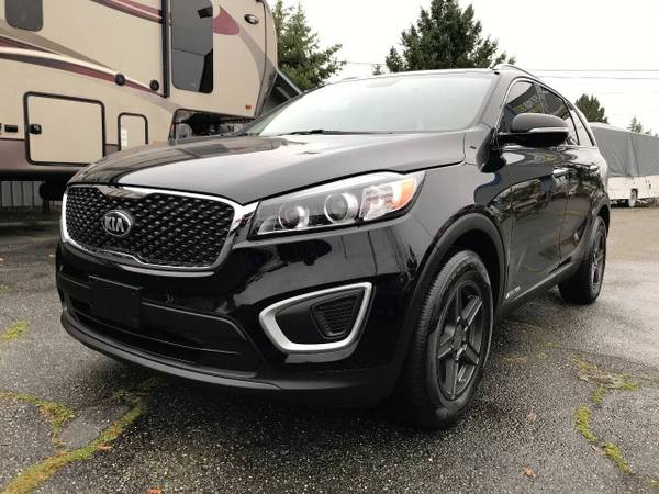 NO ACCIDENTS! 2016 Kia Sorento LX AWD V6 3rd row seat, BACKUP CAMERA!! - $7,989 (Will Trade! Lakewood)63623466216451123
