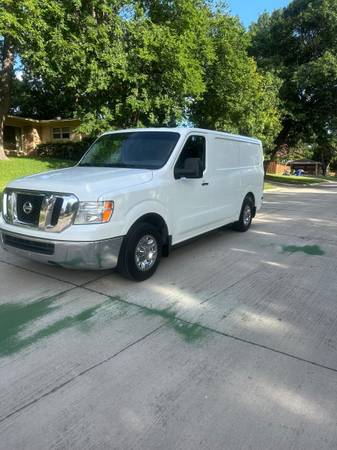 2018 Nissan NV 2500 SL RWD Cargo Van - $7,000 (Carrollton)63488692558465121