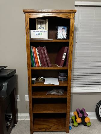 Oak Wood Book Shelf 1