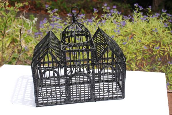 Jaula de alambre metálico para pájaros, decoración de casa estilo shabby - $95 (Poulsbo)63471460889985121