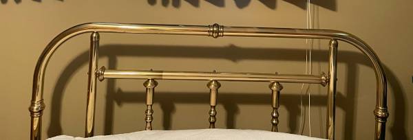 Brass Headboard Queen 1