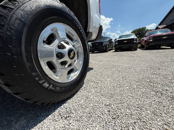 2015 Chevrolet Silverado 2500HD LT - 6.0 V8 - 4WD - ¡Procedente del sur! - $14,995 (Akron)63436229788289123