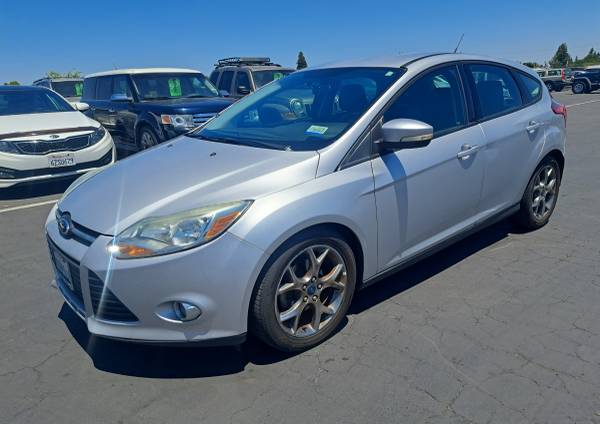 2014 Ford Focus Se Hatchback >>>$500 de enganche<<< - $4,500 (Sacramento)63654703914371121