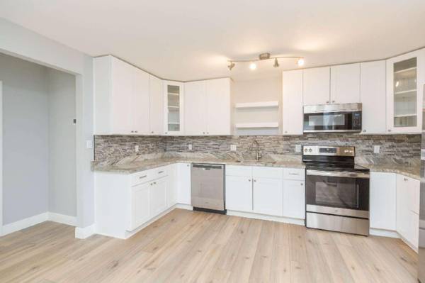 $1600.00 / 2br - 800ft2 - Unit A for Rent in Hudson63976135493891122
