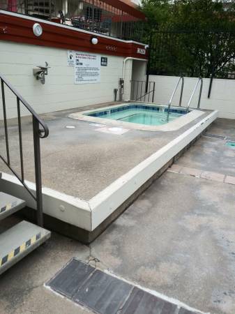 $1,800 / 550ft2 - ROCKRIDGE Estudio soleado en piso superior 2005 Pleasant Valley Ave. Oakland (oakland rockridge / claremont)63884118109827123