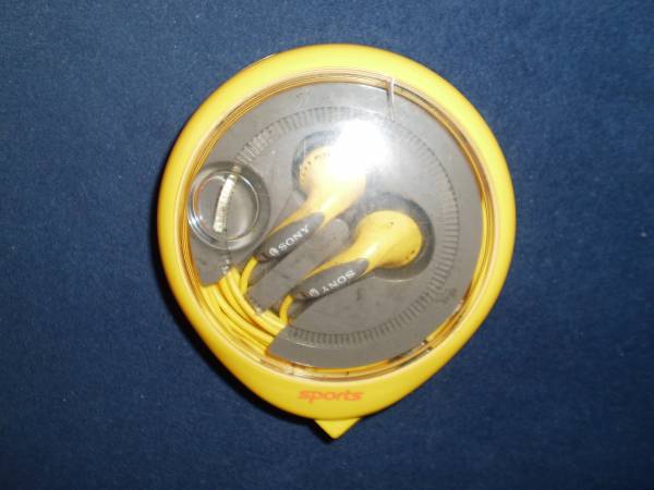 Sony Walkman Sports Headphones in Case 1