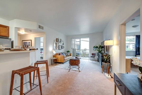 $2,916 / 2br - 1083ft2 - Resident Rewards Program, in Los Angeles CA, 2/BD 2/BA (9733 Topanga Canyon Blvd, Los Angeles, CA)63998004981250121