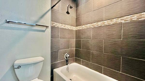$1,500 / 2br - 1150ft2 - 2/bd 1.5/ba, Remodeled bathrooms, Newly renovated (3904 Englewood Cir , Odessa, TX)63622616122115124