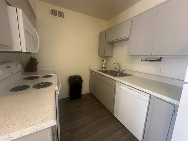 $850 / 2br - 471ft2 - Availability on ALL Floor Plans! Move-In Ready (sierra vista)63850322011523122