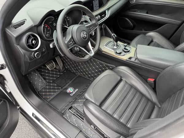 ¡STELVIO SEXY! ALFA ROMEO STELVIO TI SPORT 2018 - 72.000 MILLAS - $18.500 (Seminole)63443528682755121