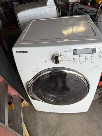 White Samsung electric dryer good working condition free delivery 1