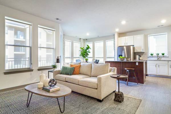 $1,983 / 2br - 1201ft2 - This Is The Apartment You Have Been Waiting For!64021009099651123