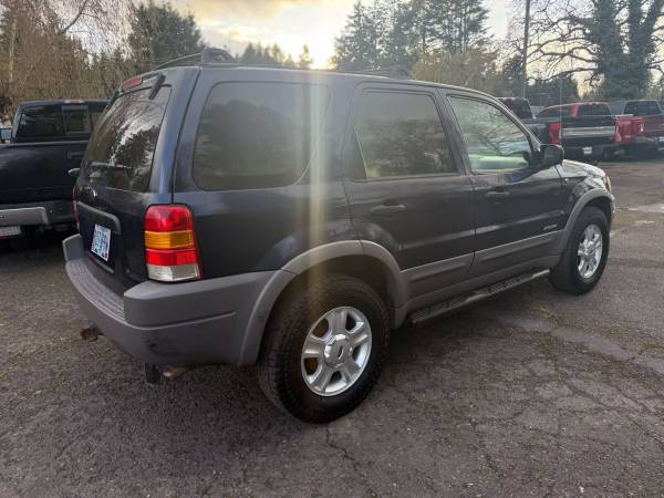 2002 Ford Escape XLT Sport Utility 4D V6, 3.0 Litros - ¡CUDL CERTIFICADO! - $2495.0063618519039491123
