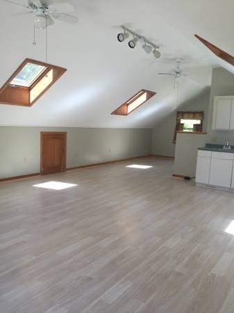 $1,100 / 1br - Studio Apartment available immediately (Westminster West)63784640077315121