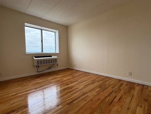 $1,600 / 2br - Renovated 2Br in Bushwick Close to J/Z/M Trains (11221)63689899410433120