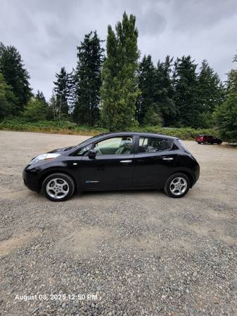 2011 nissan leaf - $1,900 (Federal way)63477254506369124