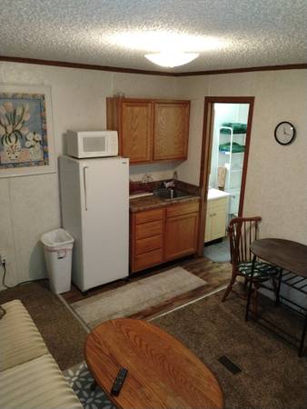 $800 / 1br - Furnished w Utilities+TV/Internet One Bedroom, One Bath Private Apt. (4 miles from Exit 19, I-24)63680263952129123