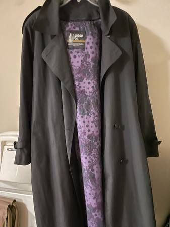 Womens London fog raincoat 1