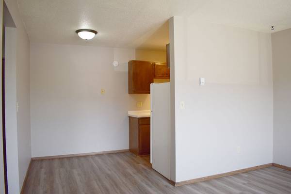 $735 / 1 hab - 520 pies² - 1 dormitorio, en Minot ND, calefacción incluida (505 Park Street, Minot, ND)63671856826369122