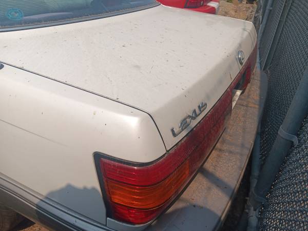 1991 Lexus es 250 Mechanics Special, trades - $1,800 (PB, San Diego)63440694324097121