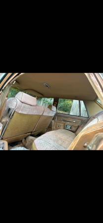 76 CHEVROLET CAPRICE CLASSIC - $3,00063620106262273123