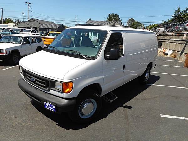 2004 Ford Econoline E-350 - Photo 5