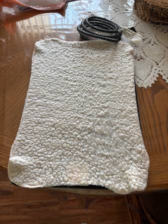 Pet heating pad 1