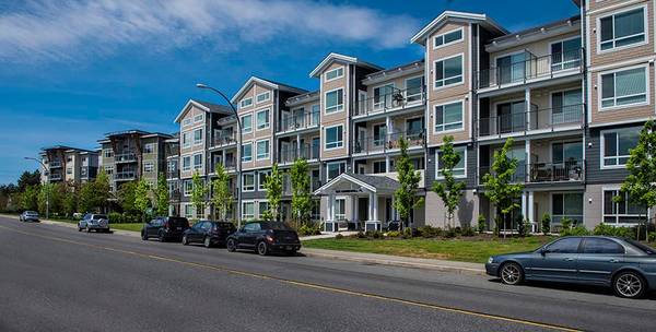 Pet Friendly, Fitness Facility, Surface Parking 4