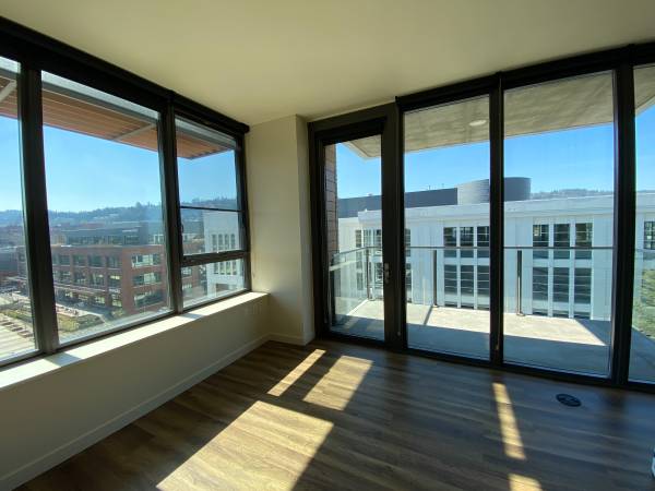 $3,296 / 2br - 870ft2 - 🍂 Live Smart, Live Cozy – 2 Bed/2 Bath at The Carson! (Portland)63820739100929121
