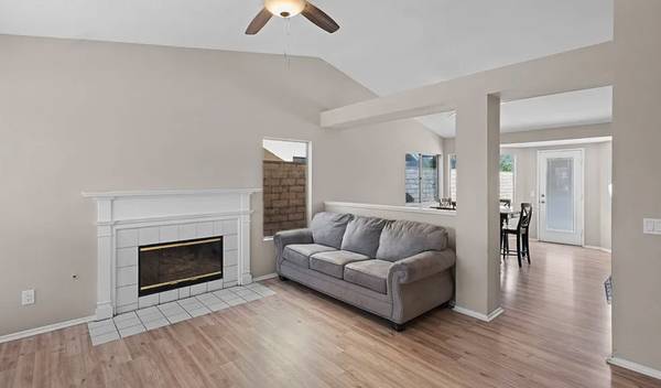 $2,900 / 3br - Rates have fallen and home prices have lowered ,now is the time to buy (torrance)63829303007619122