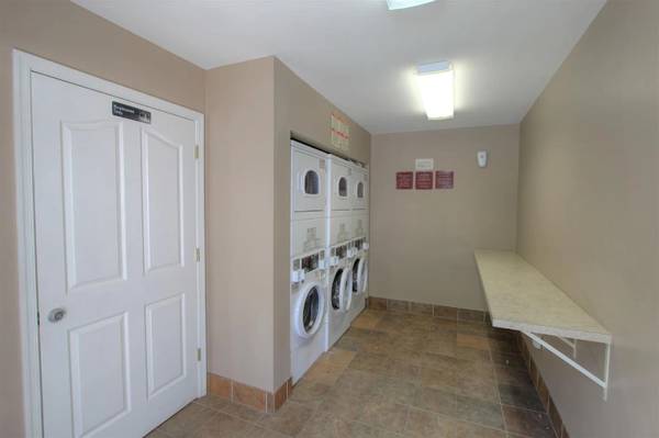 $1041.00 / 2br - 840ft2 - Charming 2 Bed, 1.5 Bath Unit in Lynchburg - $1041/mo63851970418433122