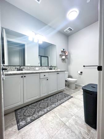 $850 / 2br - ROOMMATE NEEDED - MONTECITO APARTMENTS (Educators or Traveling Nurse’s) (Visalia)63809864703617120