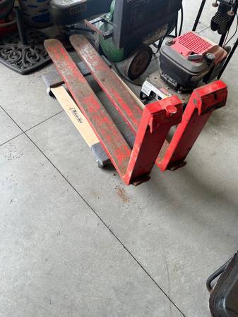 Bobcat skid steer forks 1