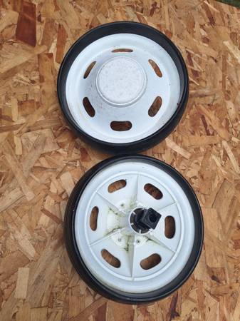 Golf bag wheels 1