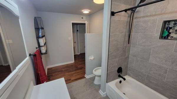 $800 / 196ft2 - Room for rent (Texas City)63611865394305123