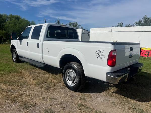 2016 Ford Super Duty F-250 SRW 4WD Cabina Doble Cama Larga Asientos de Tela Origi - $29,970 (New Braunfels)63439388575745123