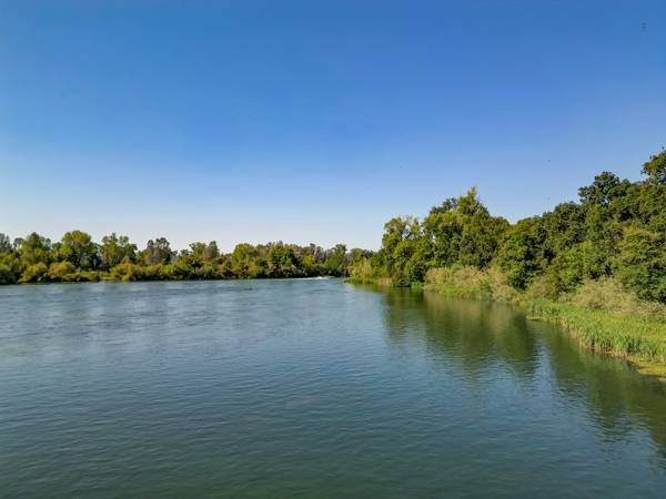 $325,000 Owner Carry Riverfront Property (Redding, CA)63952929050882122