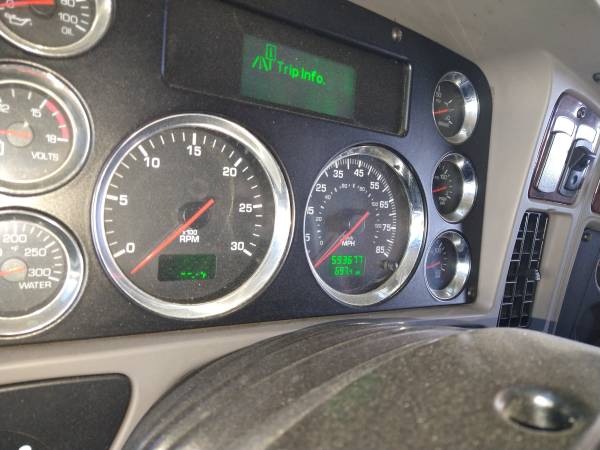2013 KENWORTH T700 - $30,000 (st AUGUSTINE)63470245696899123