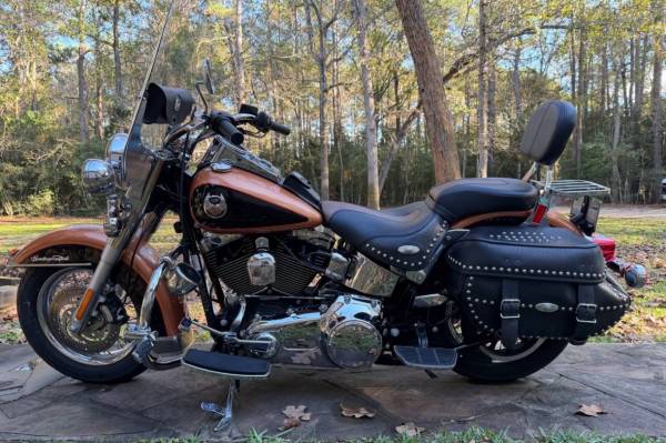 2008 Harley-Davidson FLSTC Heritage Softail Anniversary
