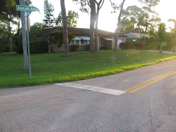 $275,000 / 3br - 1176ft2 - WALK TO THE INDIAN RIVER LAGOON - SAFE NEIGHBORHOOD (SEBASTIAN)63923538020994121
