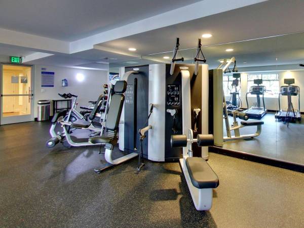 $3,339 / 2br - 866ft2 - Apply Before It's Gone! 6-Weeks Free Rent on Your Apartment at Panomar (alameda)63657846573443124