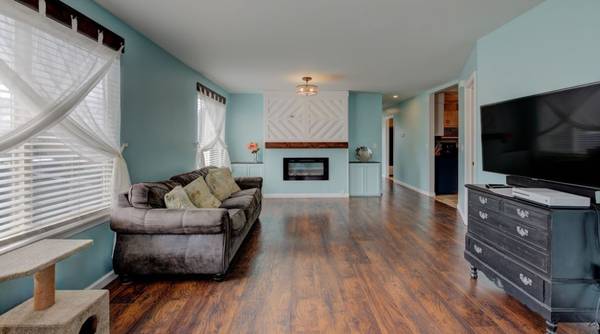 $1,100 / 3br - 1400ft2 - Room For Rent - Working Professionals - Clean and Safe (East Wenatchee)63886983509761121