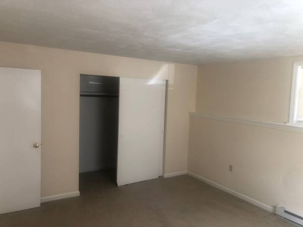 $1,700 / 2br - 2 BEDROOM APT   NO FEE (BOXBOROUGH)63699526006145123