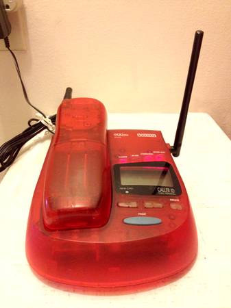 VTech VT-9121 ADLc 900 MHz Cordless Phone 1